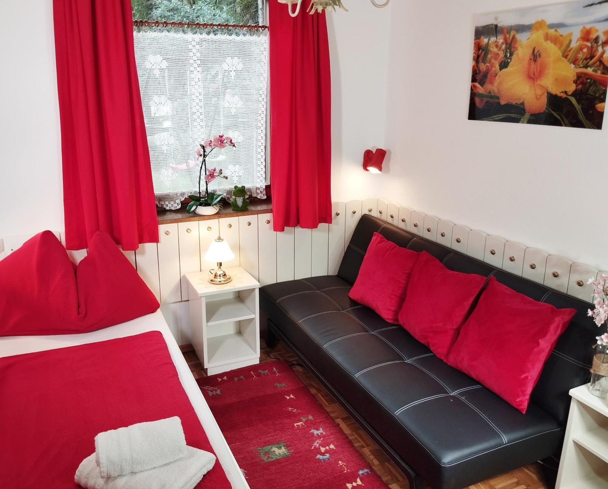 Ferienwohnung Schellander Privatstrand Velden am Wörthersee Oda fotoğraf